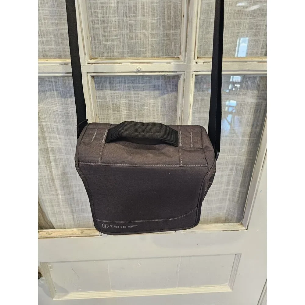 Tamrac Derechoe 3T0-700-1515 Padded‎ Camera Shoulder Bag